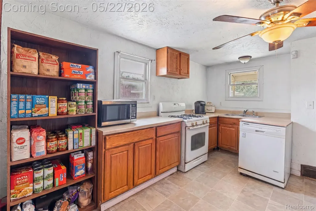 3385 N Genesee Road Genesee Charter Township MI 48506