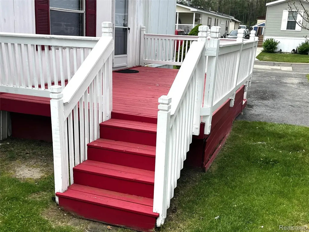 80 Pool Drive Metamora Township MI 48455