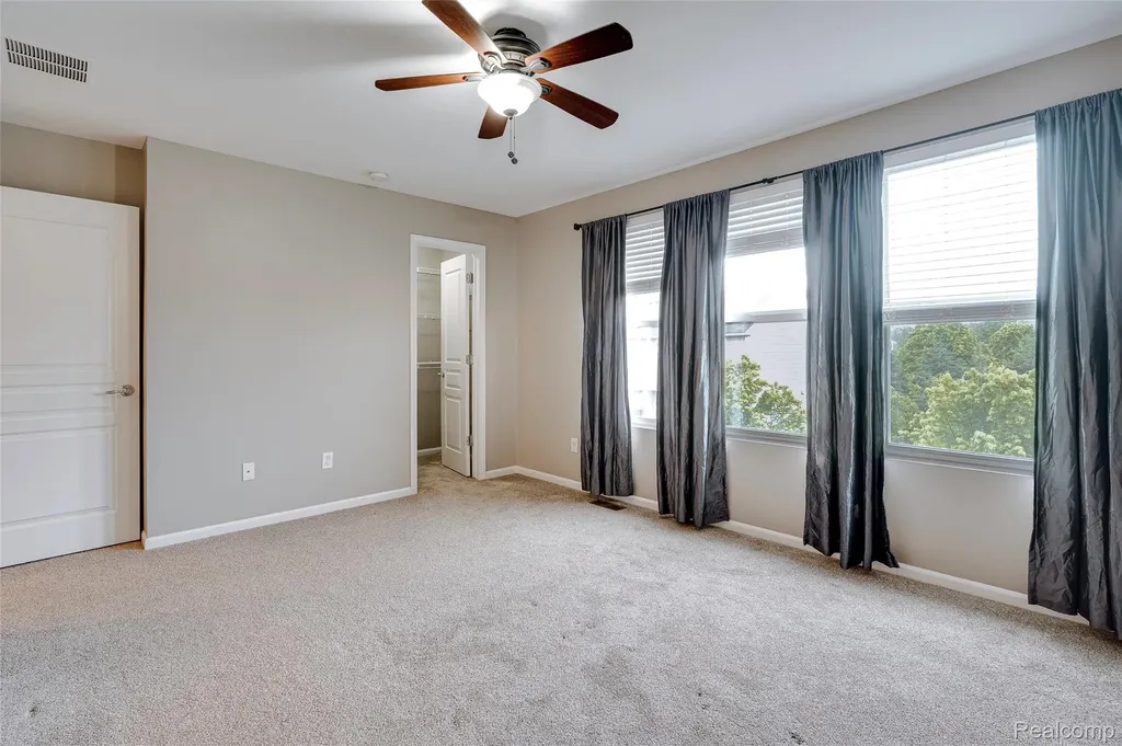27974 Middleton Drive Novi City MI 48377