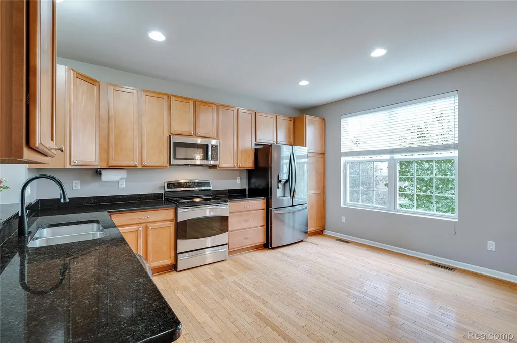 27974 Middleton Drive Novi City MI 48377