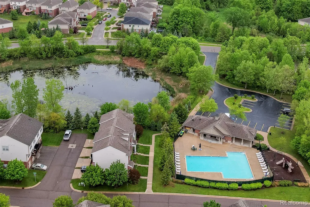 27974 Middleton Drive Novi City MI 48377
