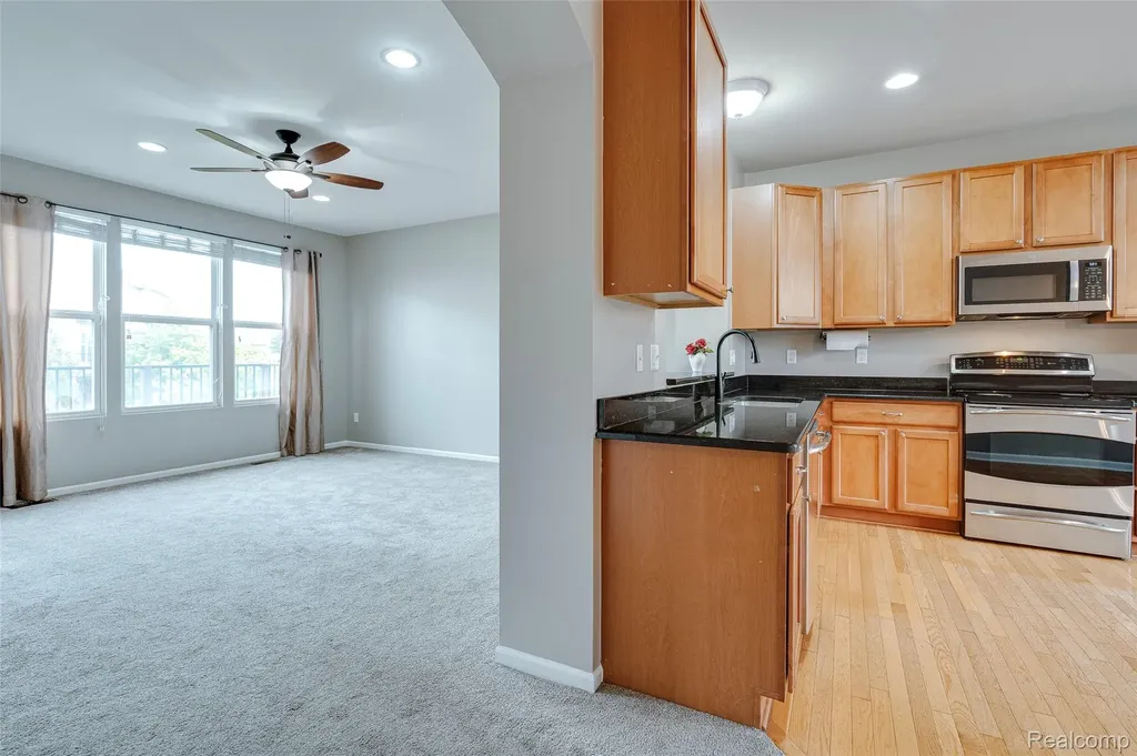 27974 Middleton Drive Novi City MI 48377