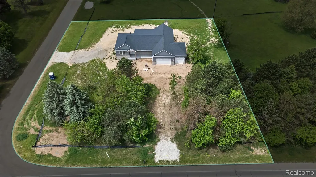 3297 Oak Grove Road Howell Township MI 48855