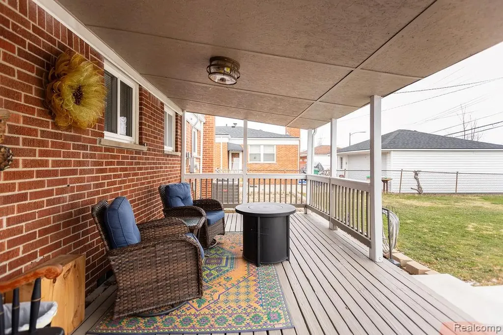 24636 Almond Avenue Eastpointe City MI 48021