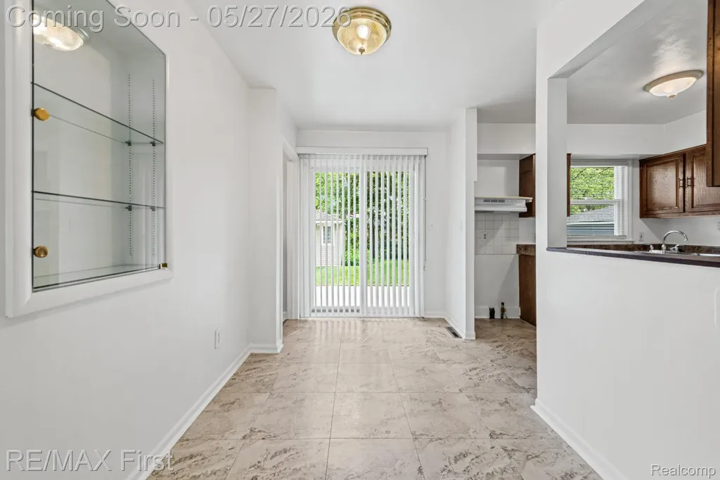 27726 Lexington Parkway Southfield City MI 48076