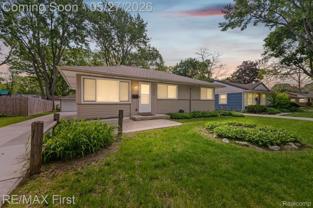27726 Lexington Parkway Southfield City MI 48076