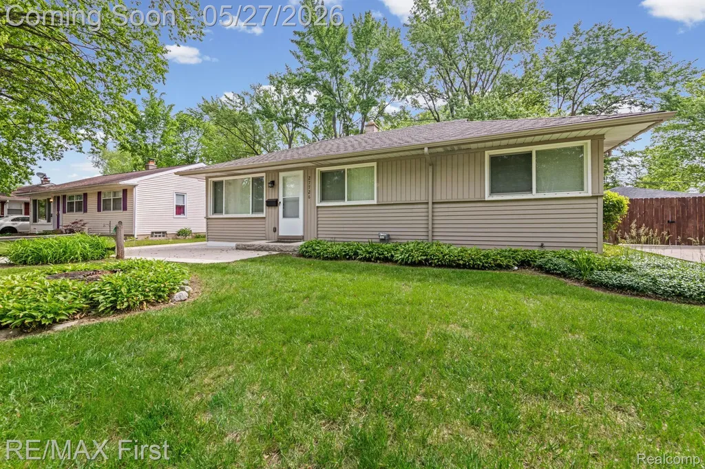 27726 Lexington Parkway Southfield City MI 48076