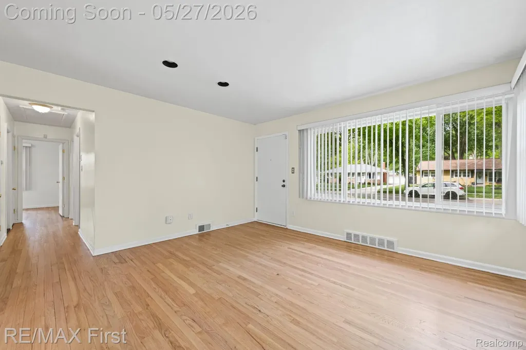 27726 Lexington Parkway Southfield City MI 48076
