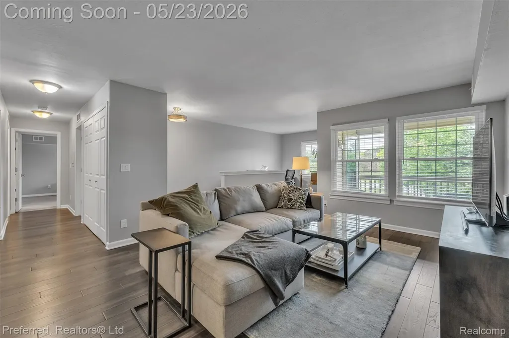 19108 Northridge Drive Northville Township MI 48167