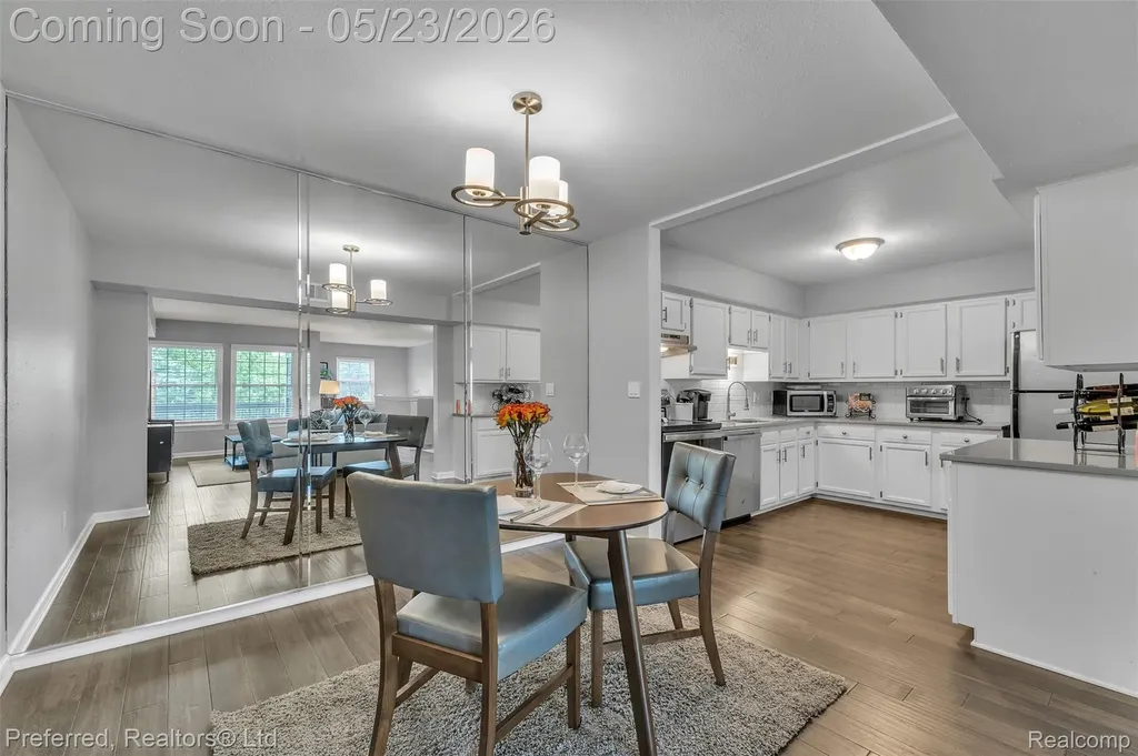 19108 Northridge Drive Northville Township MI 48167