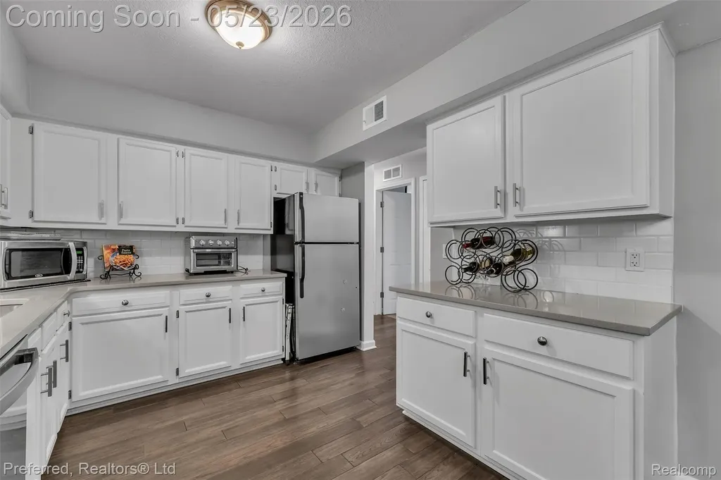 19108 Northridge Drive Northville Township MI 48167