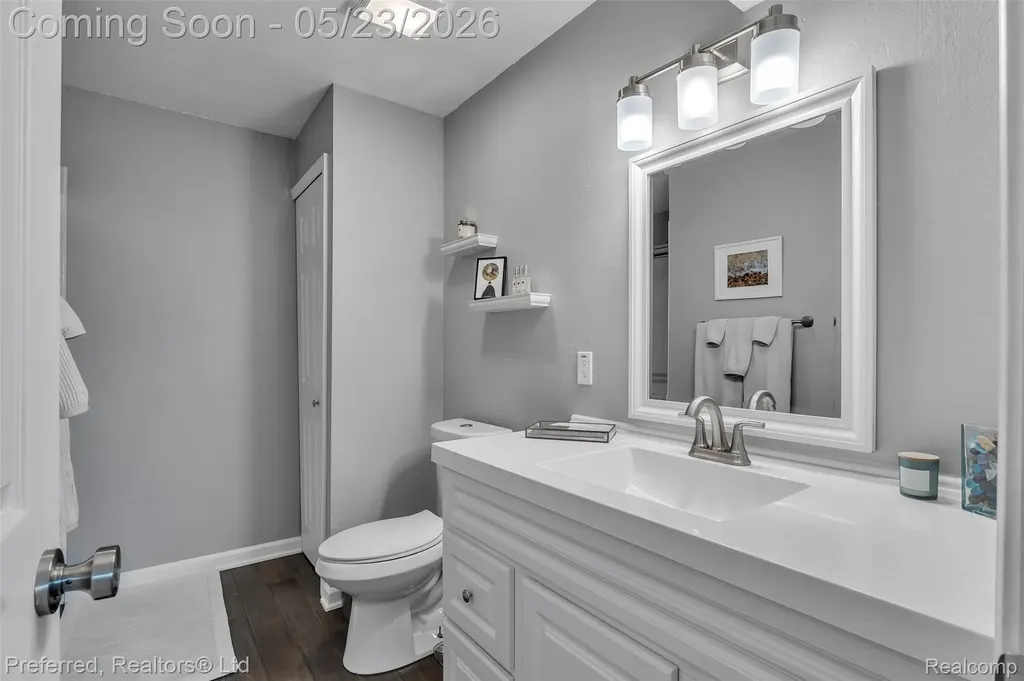 19108 Northridge Drive Northville Township MI 48167