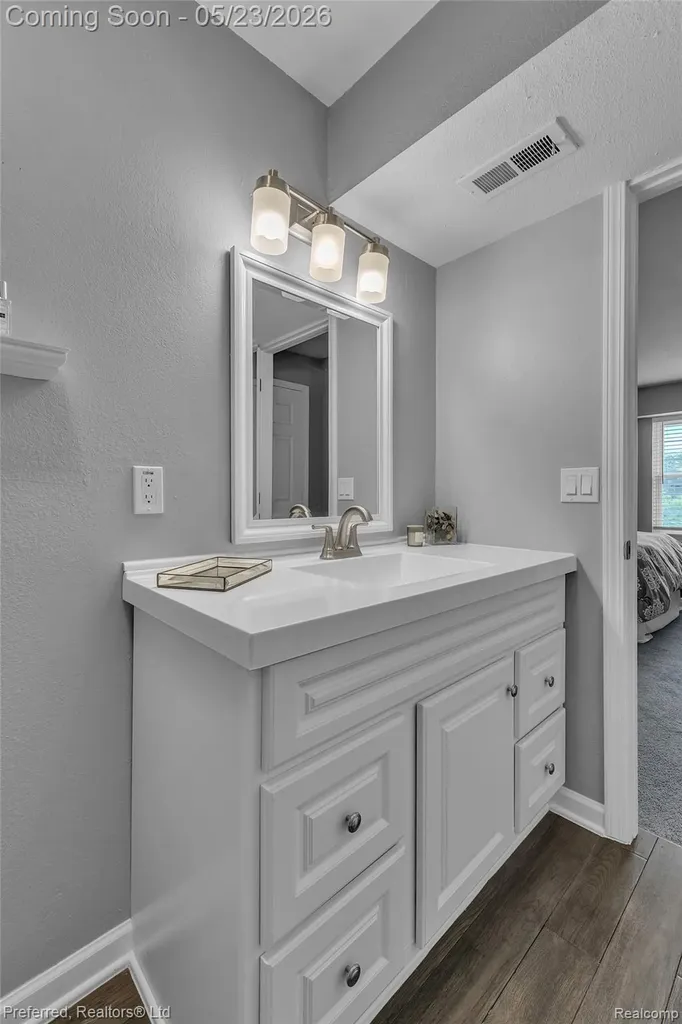 19108 Northridge Drive Northville Township MI 48167