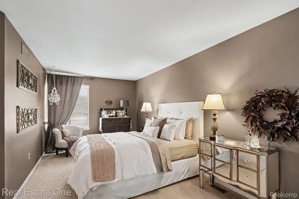 50514 Bay Run N Chesterfield Township MI 48047