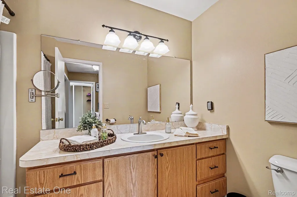 50514 Bay Run N Chesterfield Township MI 48047