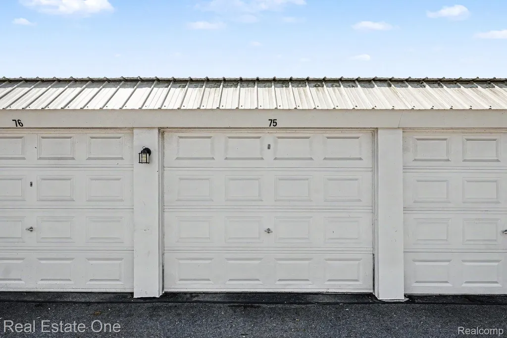 50514 Bay Run N Chesterfield Township MI 48047
