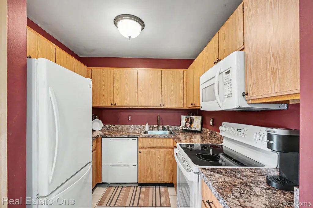 50514 Bay Run N Chesterfield Township MI 48047