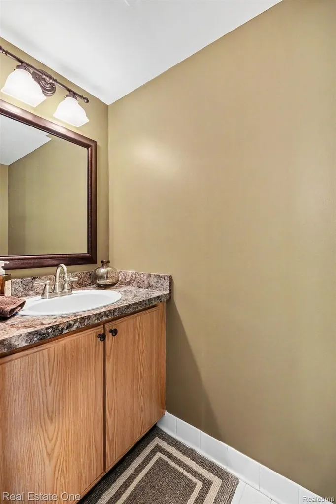 50514 Bay Run N Chesterfield Township MI 48047