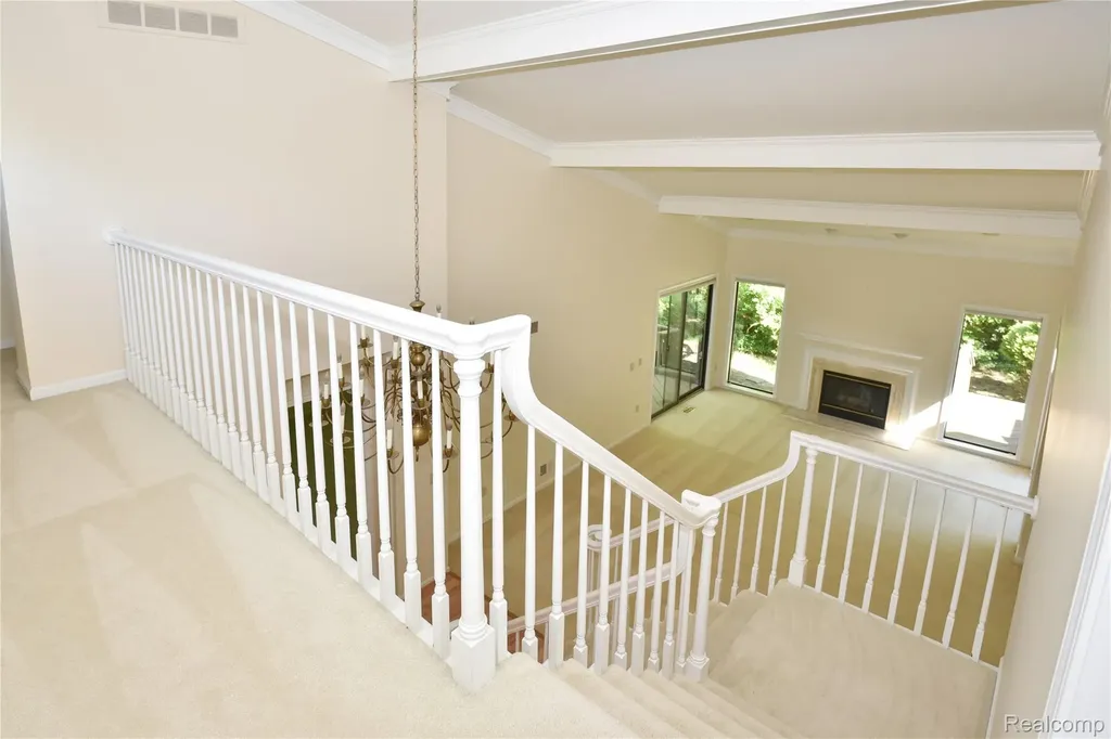 23830 Overlook Circle Bingham Farms Village MI 48025