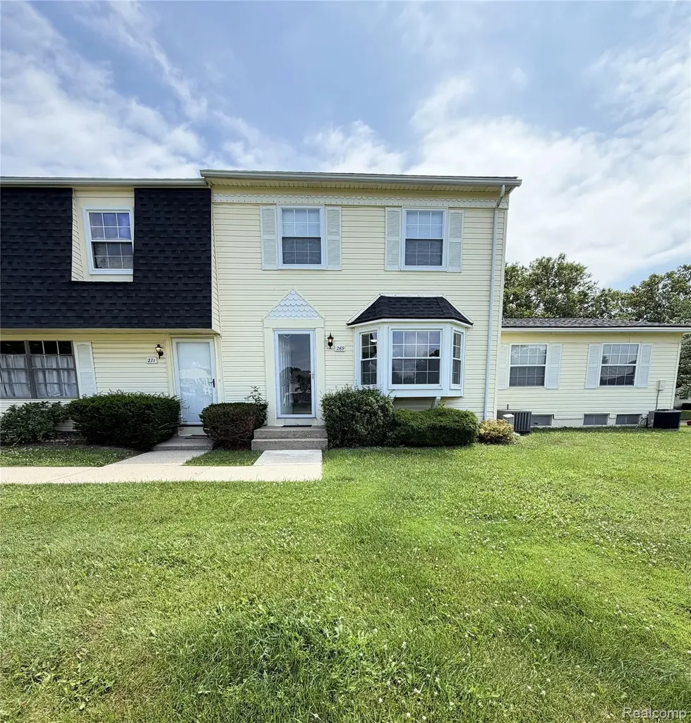 269 Lake Village Drive Walled Lake City MI 48390