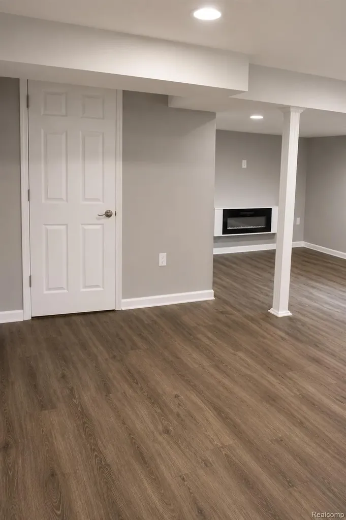 269 Lake Village Drive Walled Lake City MI 48390