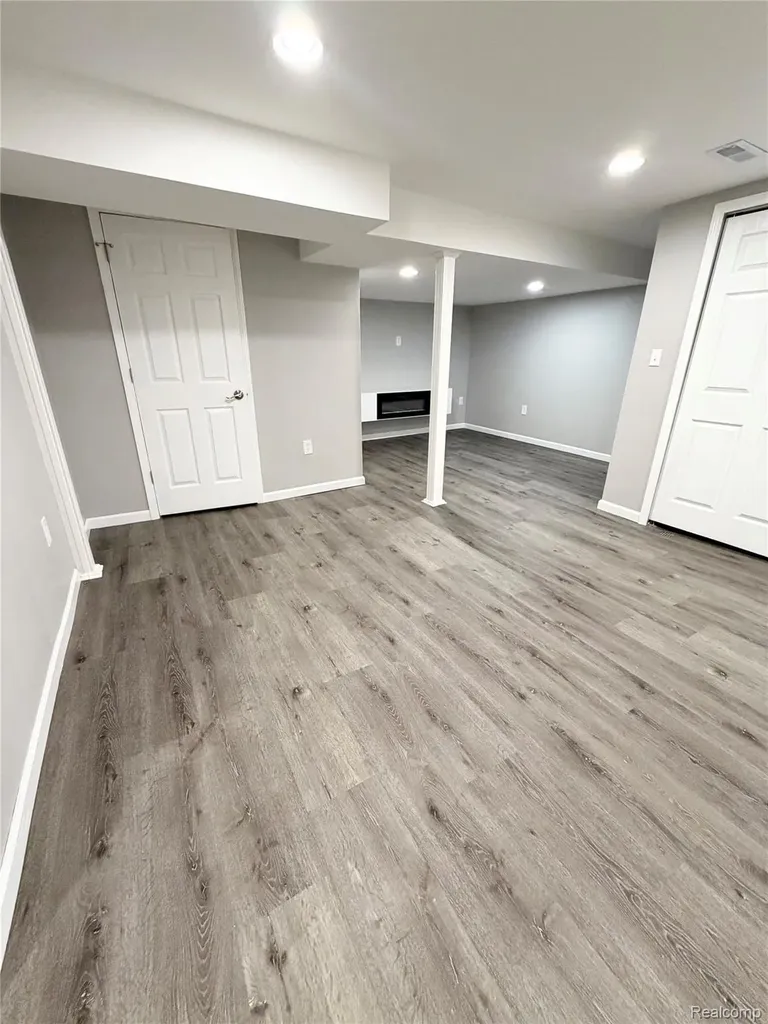 269 Lake Village Drive Walled Lake City MI 48390