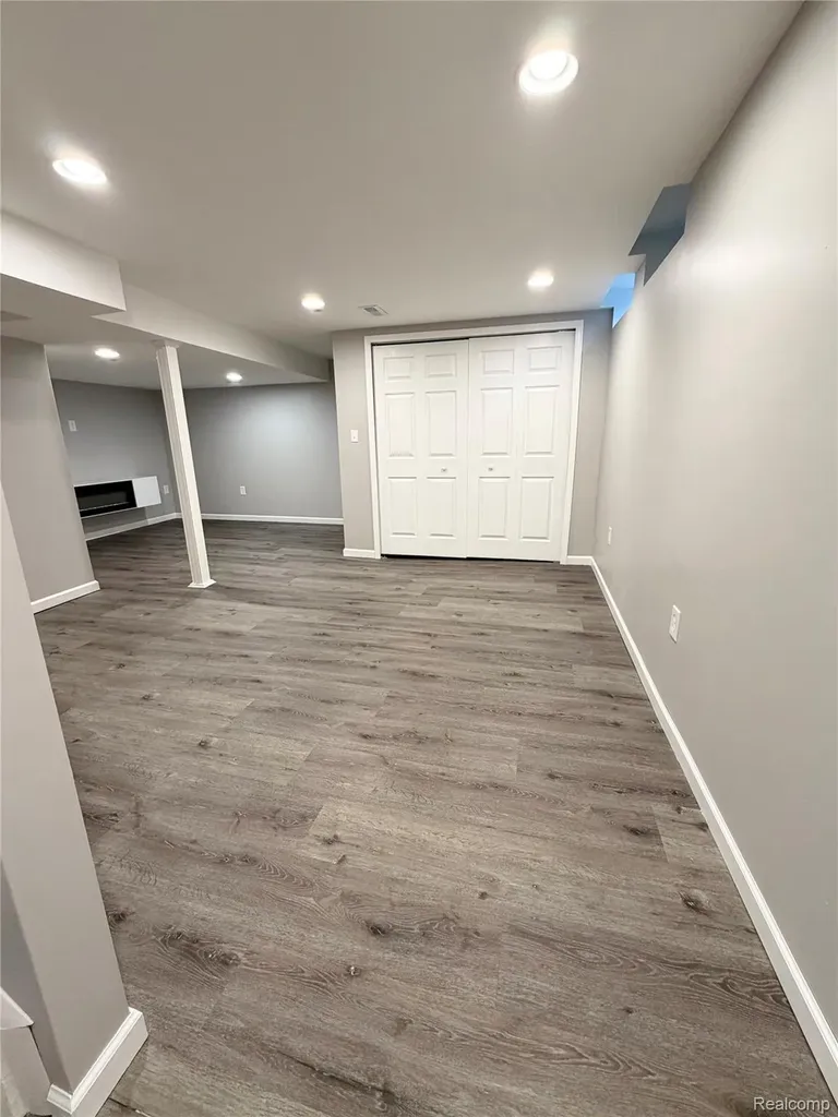 269 Lake Village Drive Walled Lake City MI 48390