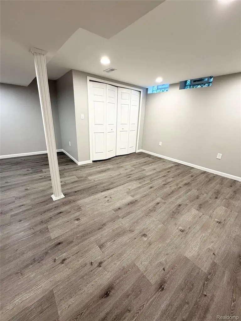 269 Lake Village Drive Walled Lake City MI 48390