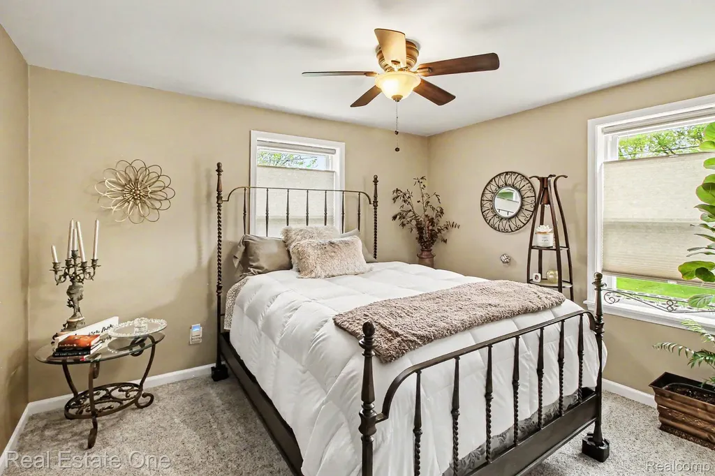 2200 Davista Drive Highland Charter Township MI 48356