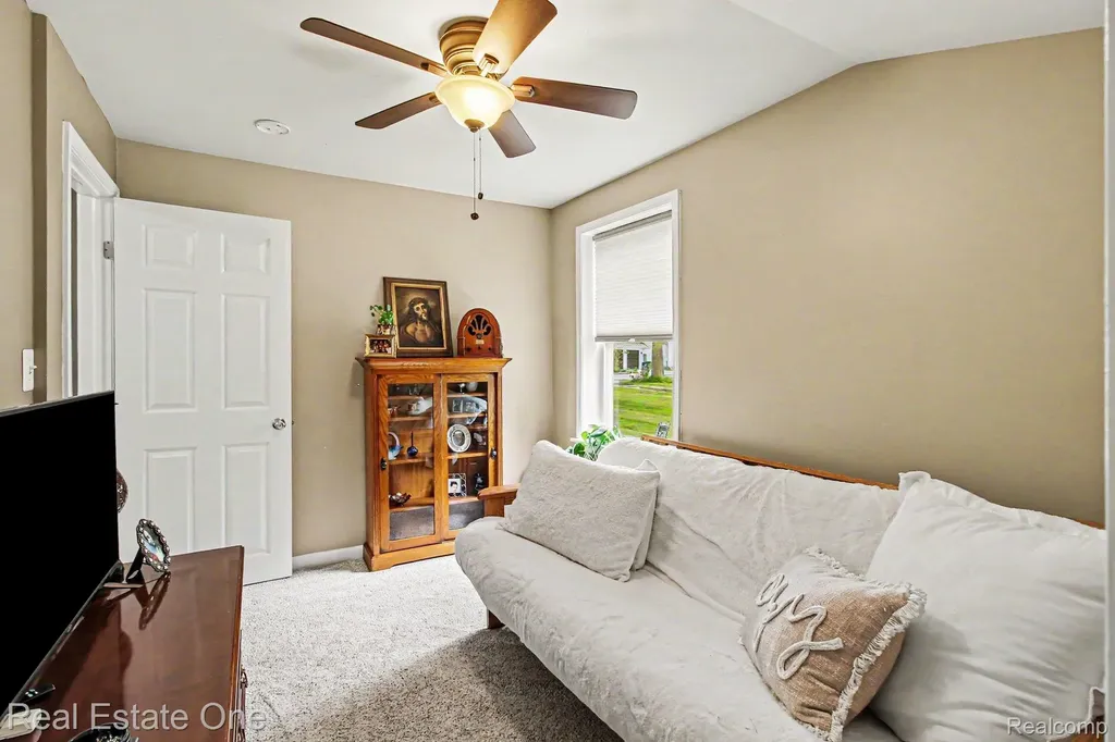 2200 Davista Drive Highland Charter Township MI 48356