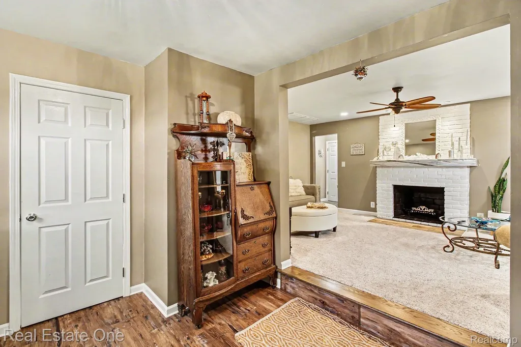 2200 Davista Drive Highland Charter Township MI 48356