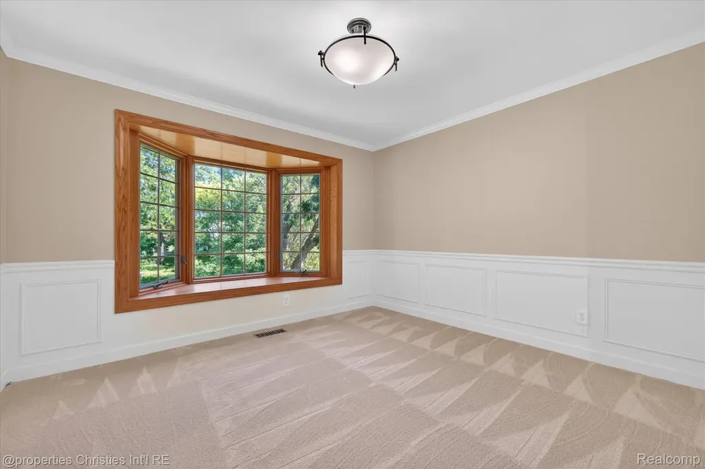 4352 Greenstown Drive West Bloomfield Charter Township MI 48323