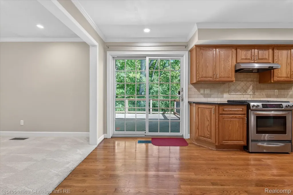 4352 Greenstown Drive West Bloomfield Charter Township MI 48323
