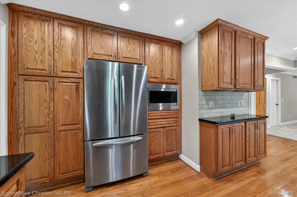 4352 Greenstown Drive West Bloomfield Charter Township MI 48323