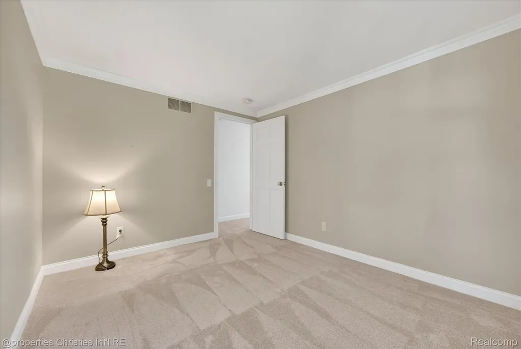 4352 Greenstown Drive West Bloomfield Charter Township MI 48323