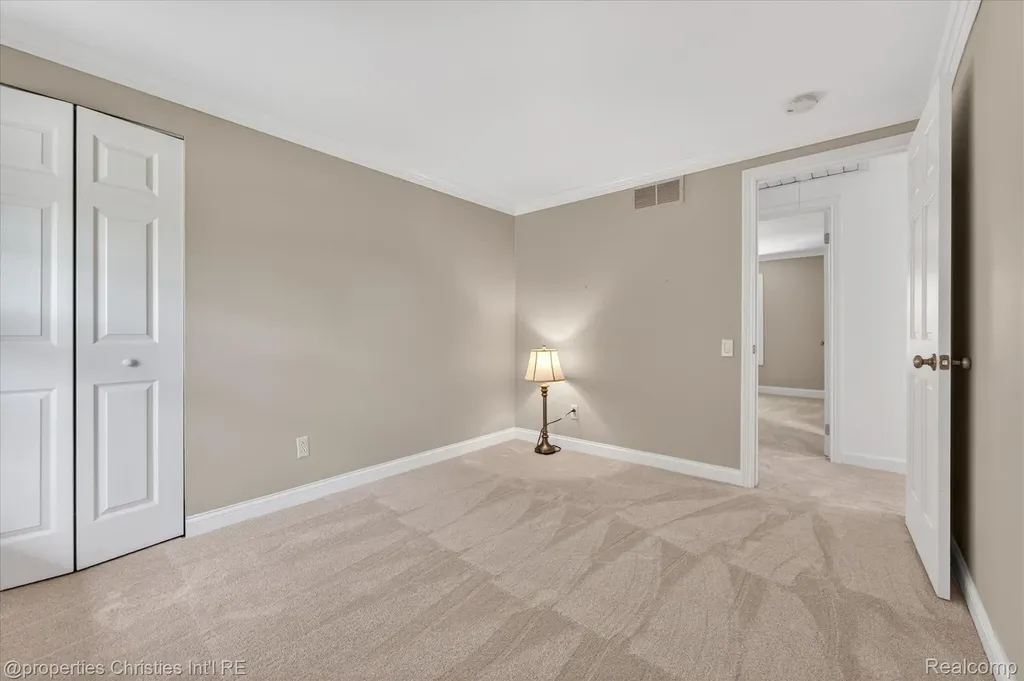 4352 Greenstown Drive West Bloomfield Charter Township MI 48323