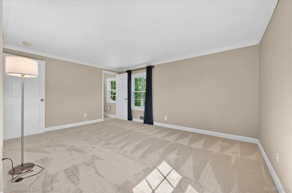 4352 Greenstown Drive West Bloomfield Charter Township MI 48323