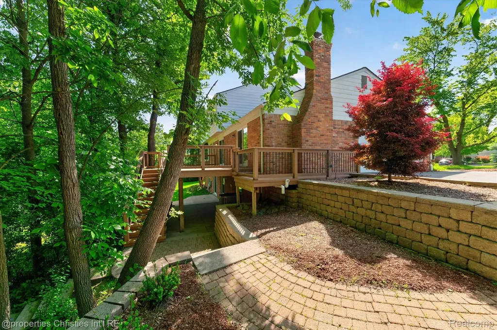 4352 Greenstown Drive West Bloomfield Charter Township MI 48323