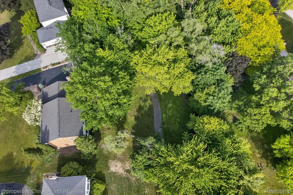 4352 Greenstown Drive West Bloomfield Charter Township MI 48323