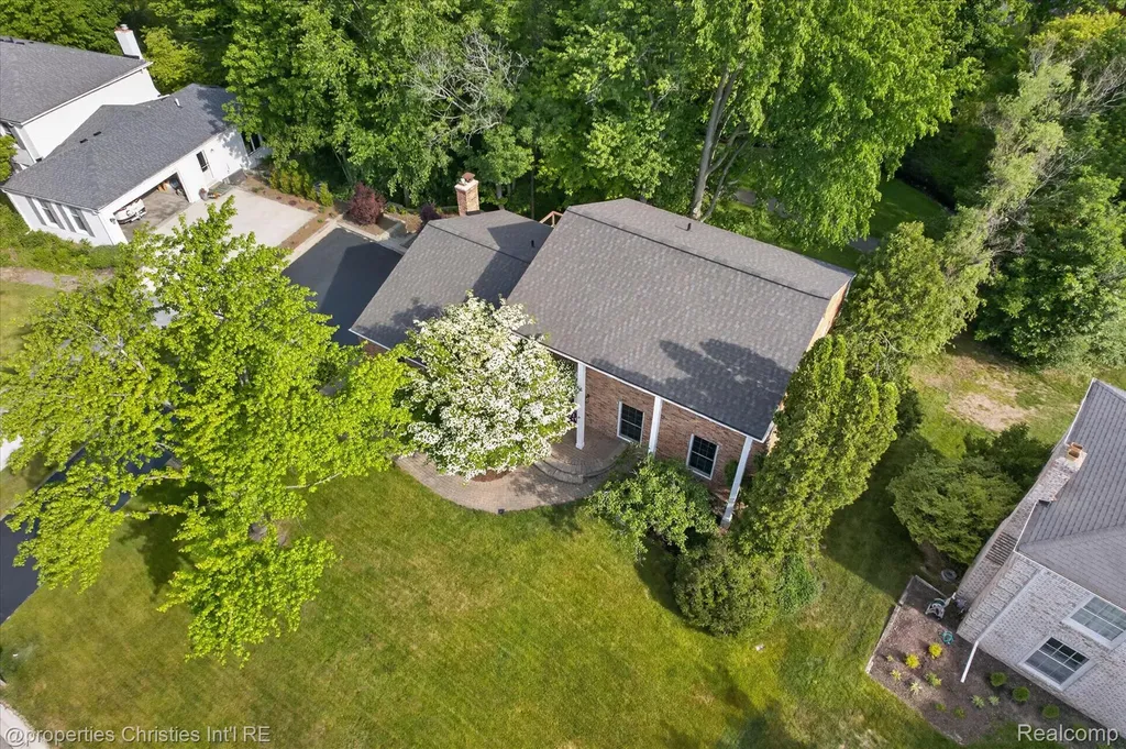 4352 Greenstown Drive West Bloomfield Charter Township MI 48323