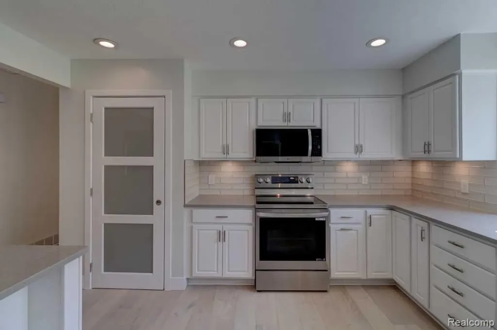 2973 Thorncrest Drive SE Cascade Charter Township MI 49546