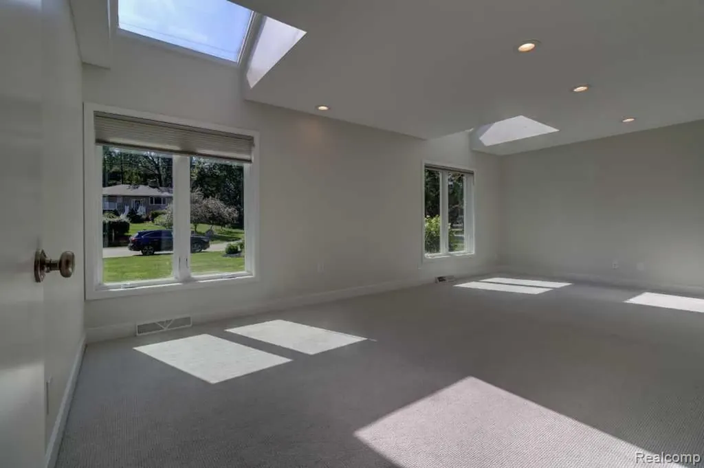 2973 Thorncrest Drive SE Cascade Charter Township MI 49546