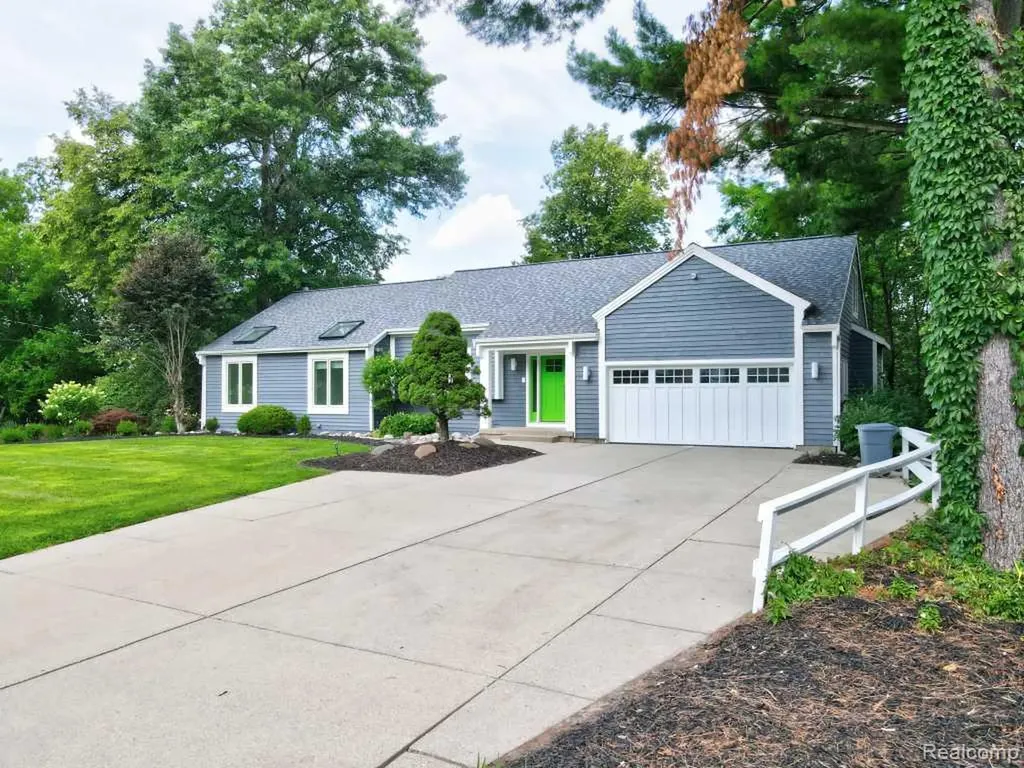 2973 Thorncrest Drive SE Cascade Charter Township MI 49546