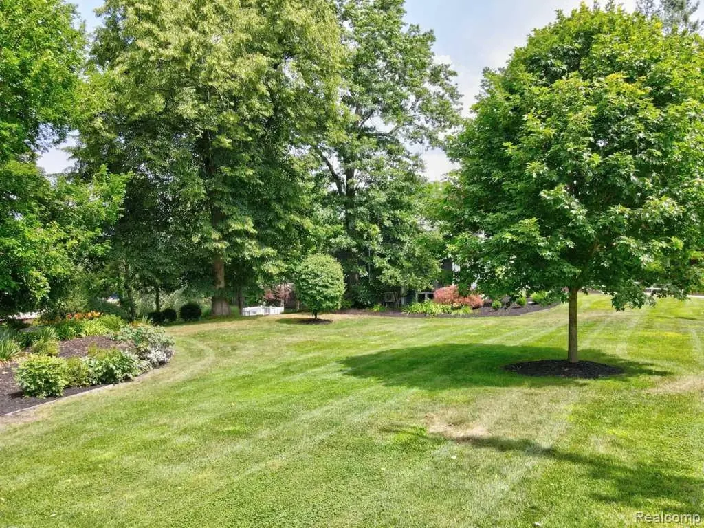 2973 Thorncrest Drive SE Cascade Charter Township MI 49546