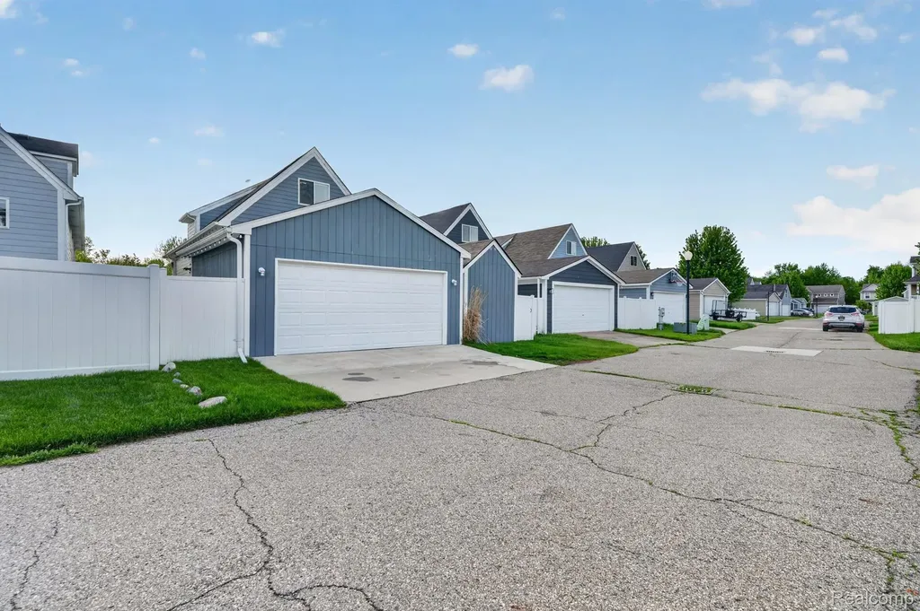 59720 W Brockton Street New Haven Village MI 48048
