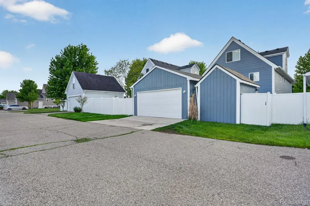 59720 W Brockton Street New Haven Village MI 48048