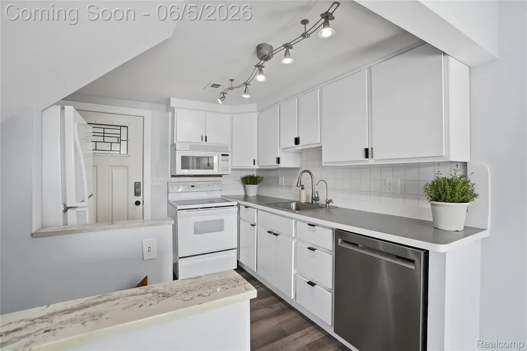 7217 Andersonville Road Independence Charter Township MI 48346