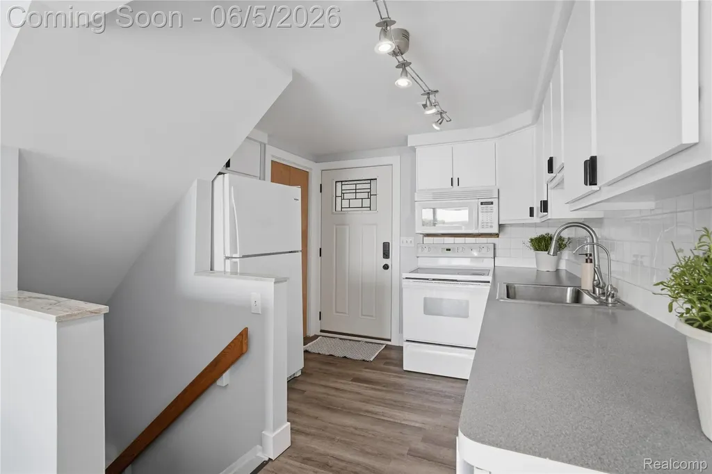 7217 Andersonville Road Independence Charter Township MI 48346