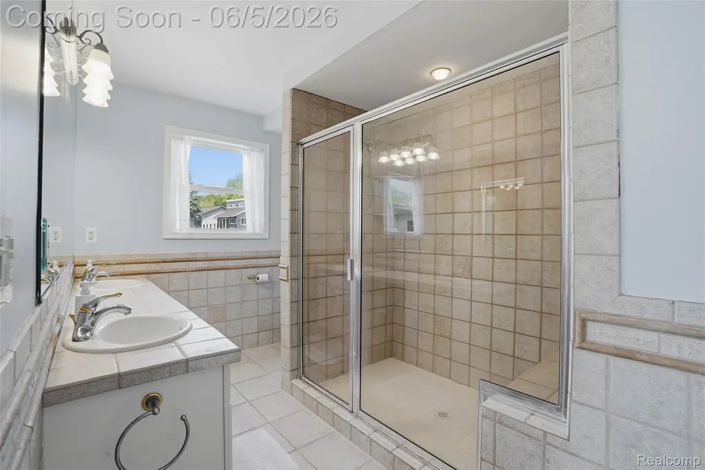 7217 Andersonville Road Independence Charter Township MI 48346