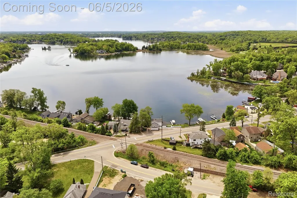 7217 Andersonville Road Independence Charter Township MI 48346